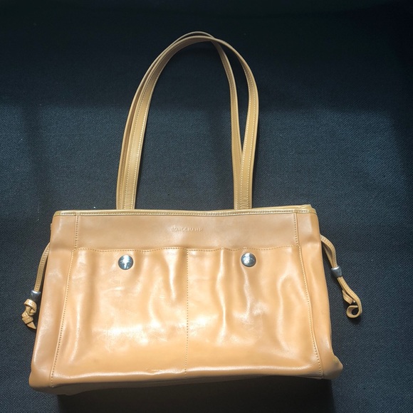 Longchamp Handbags - 🎉HP🎉Longchamp Vintage Tote Style Purse